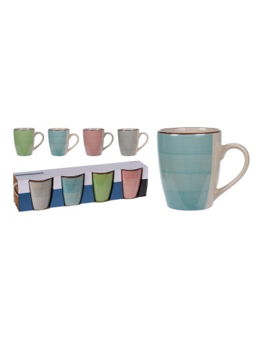 Set de 4 tazas de colores diferentes.