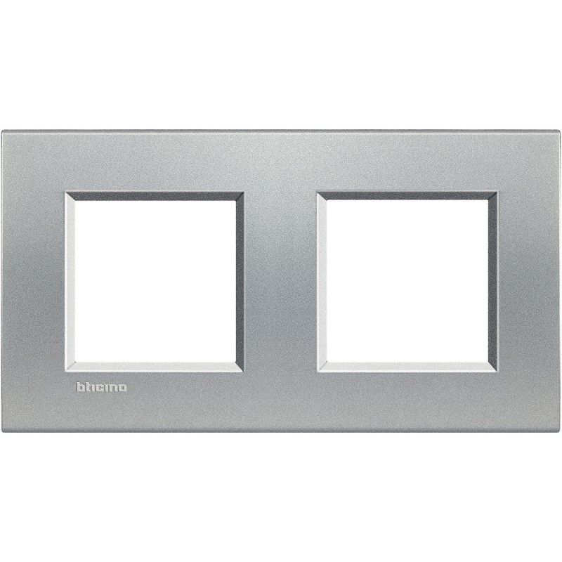 Placa cuadrada Livinglight Tech 2 x 2 módulos LNA4802M2TE